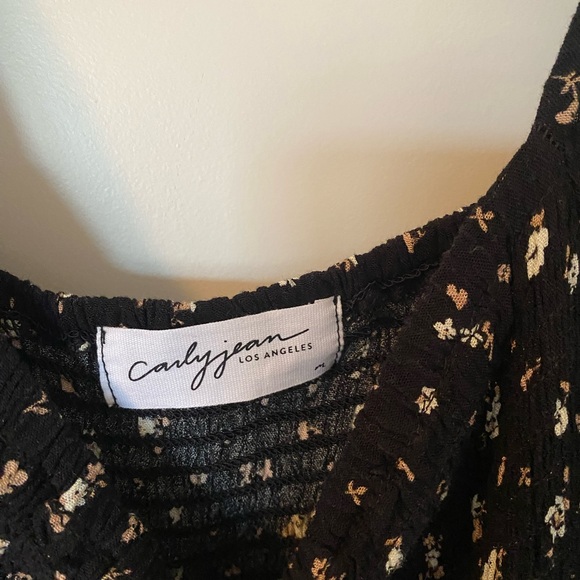 Carly Jean Los Angeles Floral Dress - Picture 4 of 6